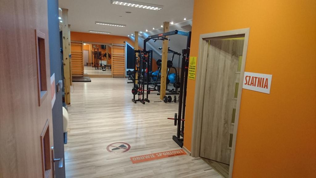 Fitnessfun Acomodação com café da manhã Krzyż Exterior foto